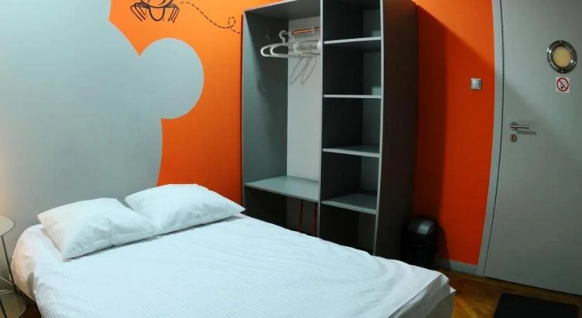 LazeMaze Hostel