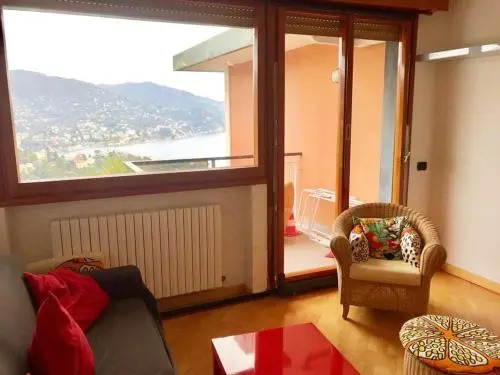 Residence "Delfino" con Piscina e Campo da Tennis
