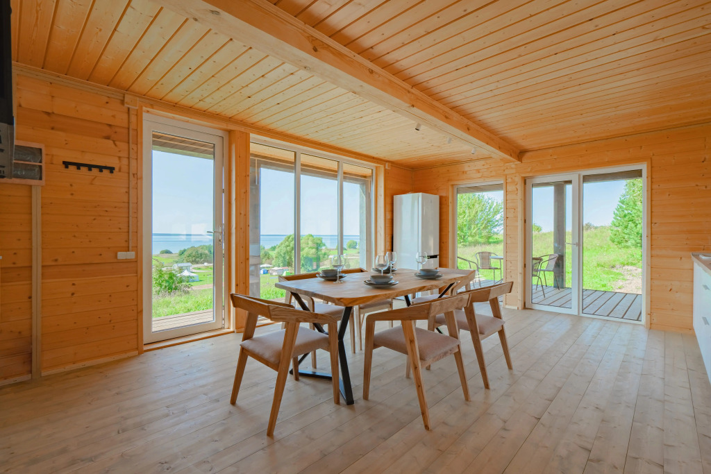 S Panoramnym Vidom Na Ozero Maly Guest house