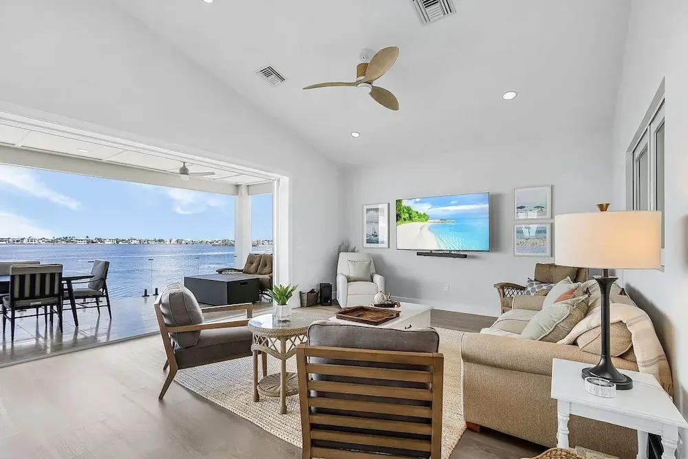 319 Bay & Beach Blessings: Pool Home W/ Water Views! 4 Bedroom Home