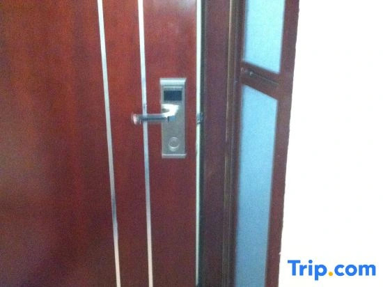 Mijia Youth Hotel