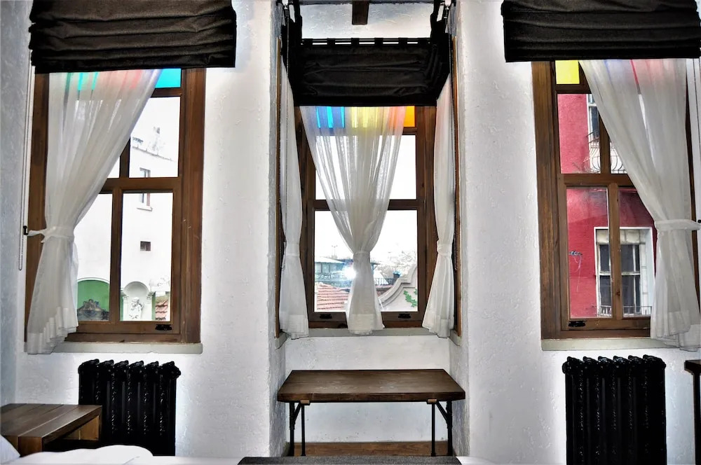 Rooftop Balat Rooms & Apartments Turkuaz Olive
