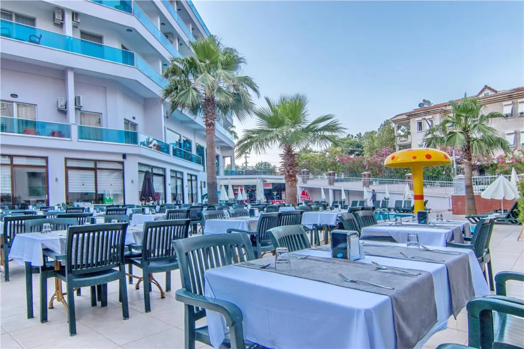 Palmea Hotel