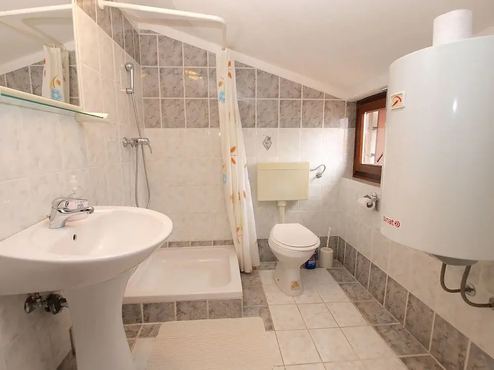 Apartment 297