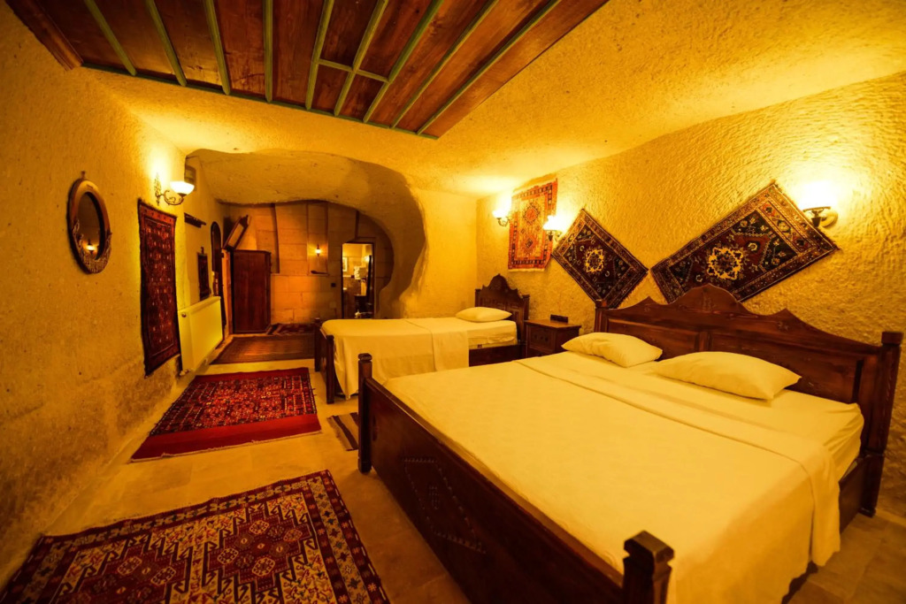 Vineyard Cave Hotel