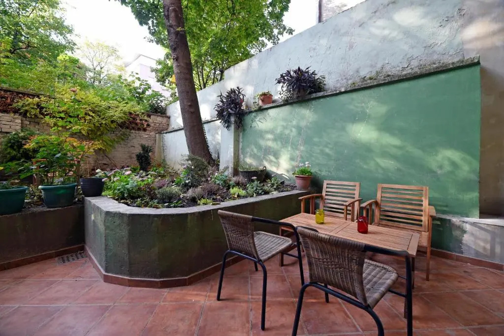 Apartment A.B.S. Secret Garden