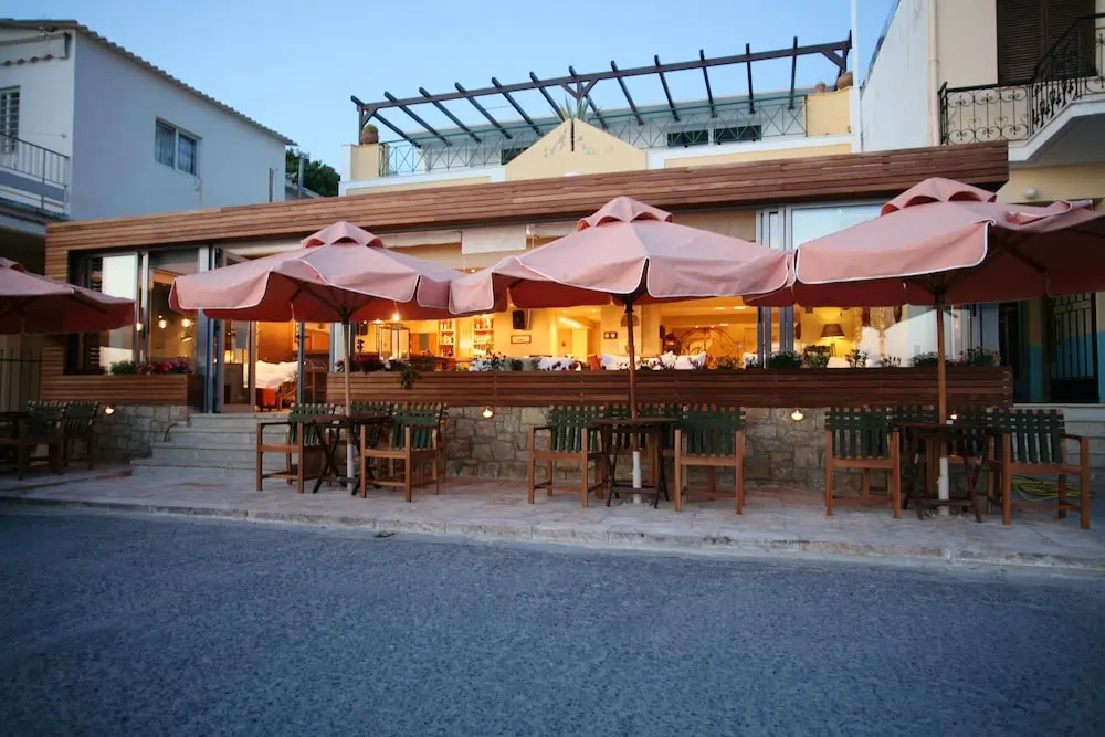 Apartment With 2 Bedrooms in , With Wonderful sea View, Enclosed Garden and Wifi Near the Beach