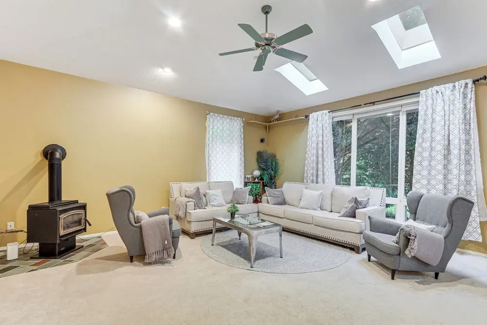 Spacious Portland Area Home w/ Fenced Yard