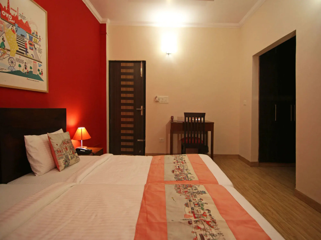 OYO Townhouse 349 Unitech Cyber Park Gurgaon