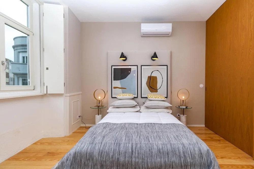 Porto Fancy Deluxe Apartment by GuestReady