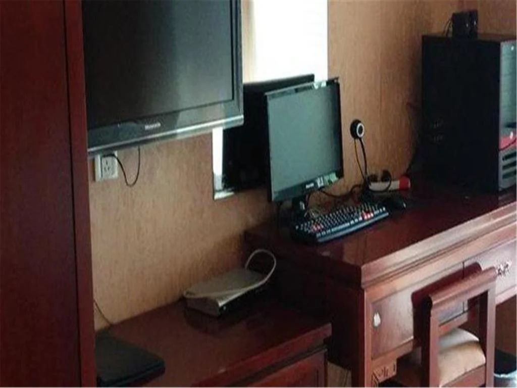 HanTing Hotel (Ji'an People's Square)