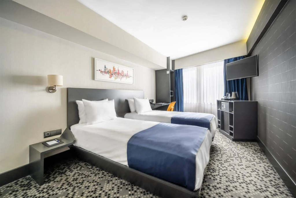 Misa Hotel