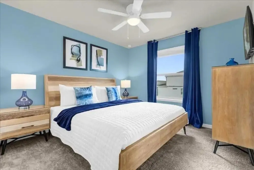 Luxury Themed Villa with Pool Near Disney & Attractions