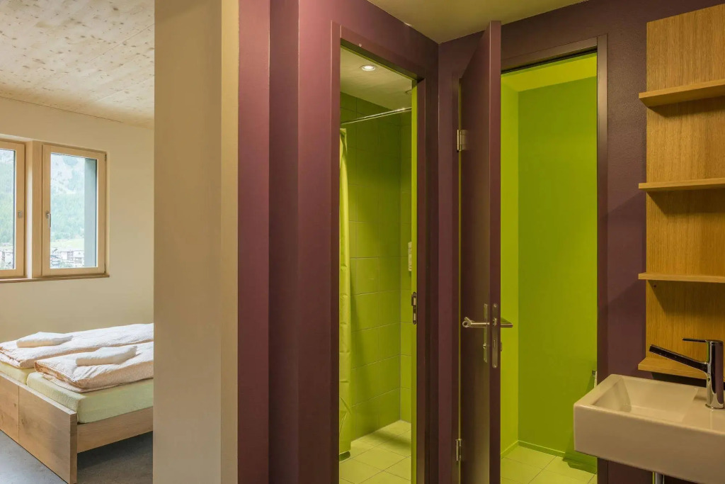 Saas-Fee wellnesshostel4000