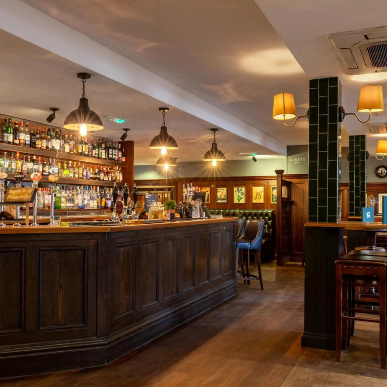 Coach & Horses Hotel