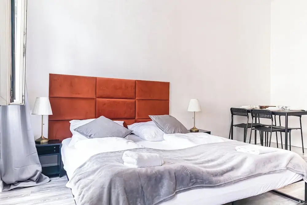 Affordable 1BR Near U6 Schoepfwerk