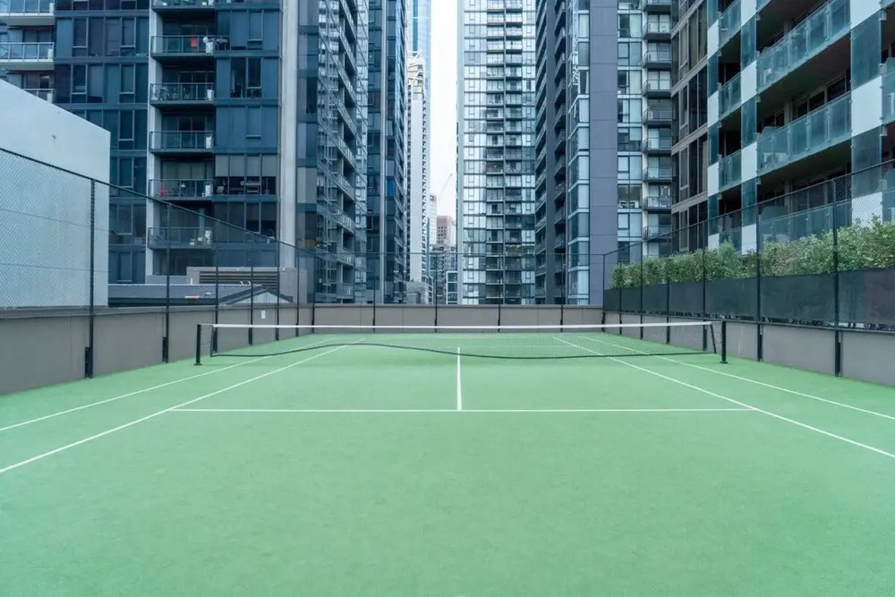 2 Bedroom Apartment with City Views
