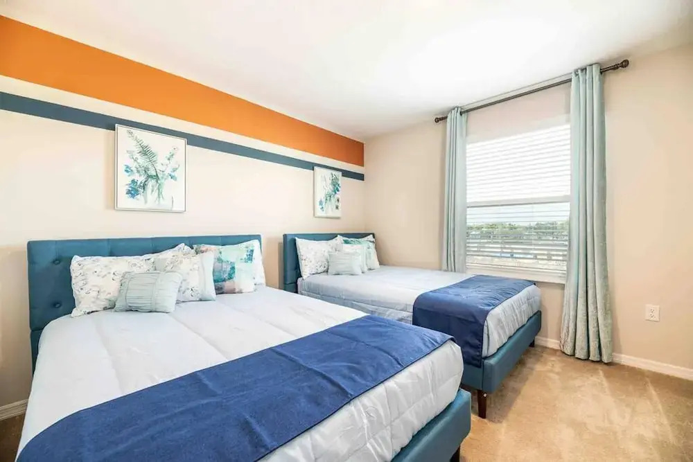 Designer Decorated-3 Bedroom Near Disney