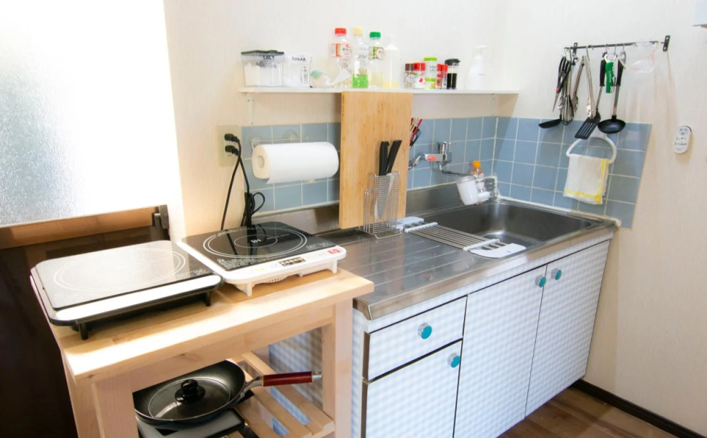 Uzushio Guest House