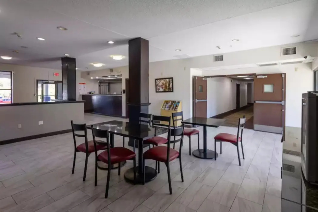 Clarion Pointe