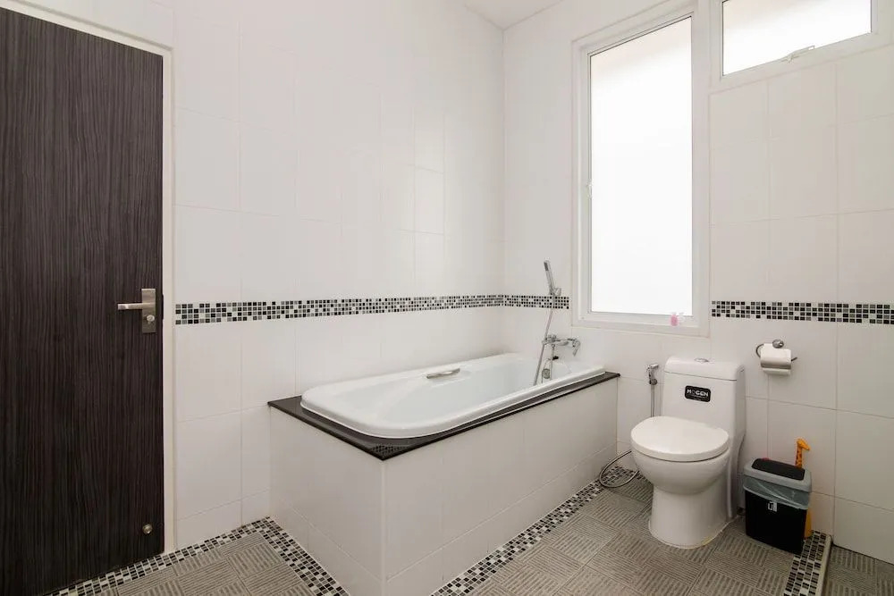 Private  4 Bedroom Pool Villa L28
