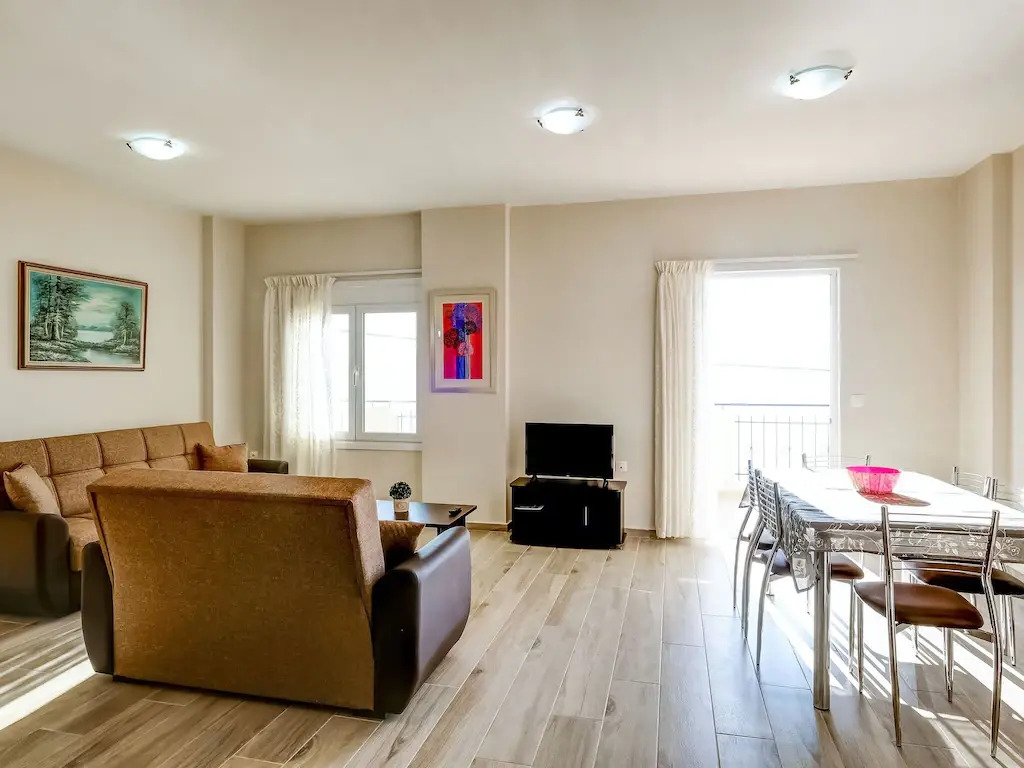 Seaview Studio 5 pers panoramic seaview in beautiful setting