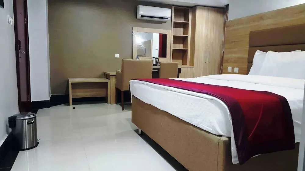 Royal Continental Hotels and Apartment