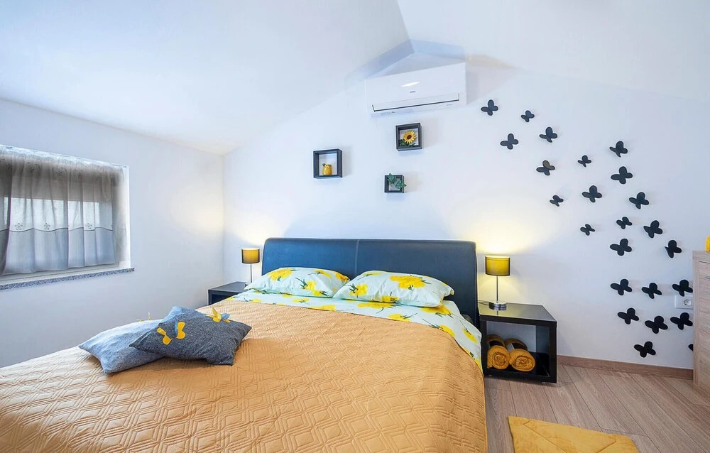 Amazing Home in Sikici With Wifi and 4 Bedrooms