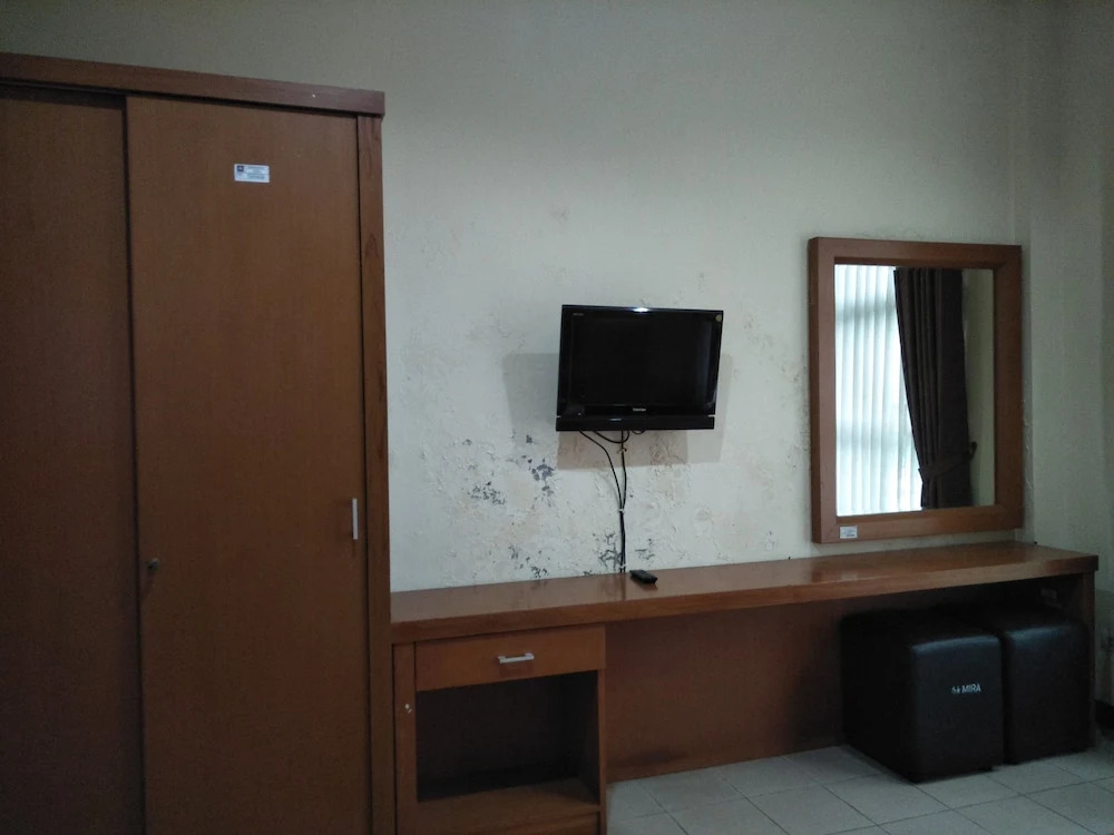 Tekmira Residence Supratman by OYO Rooms