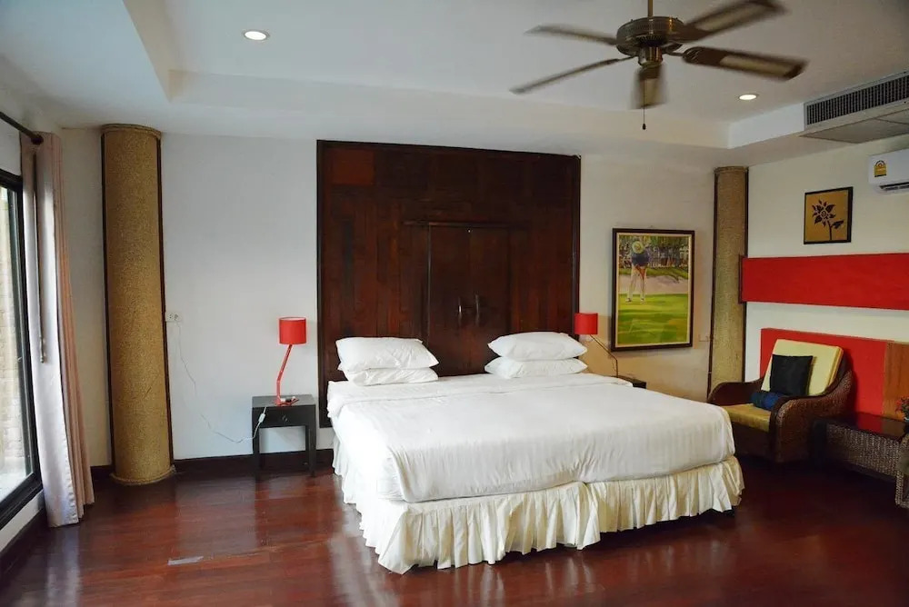 RedDoorz Plus Evergreen Boutique Hotel