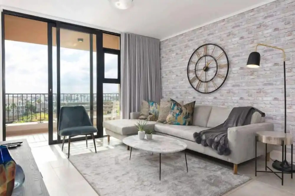 Waters Edge Apartments