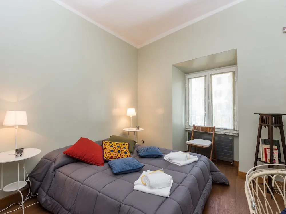 RSH Vatican Large Bright Apartment