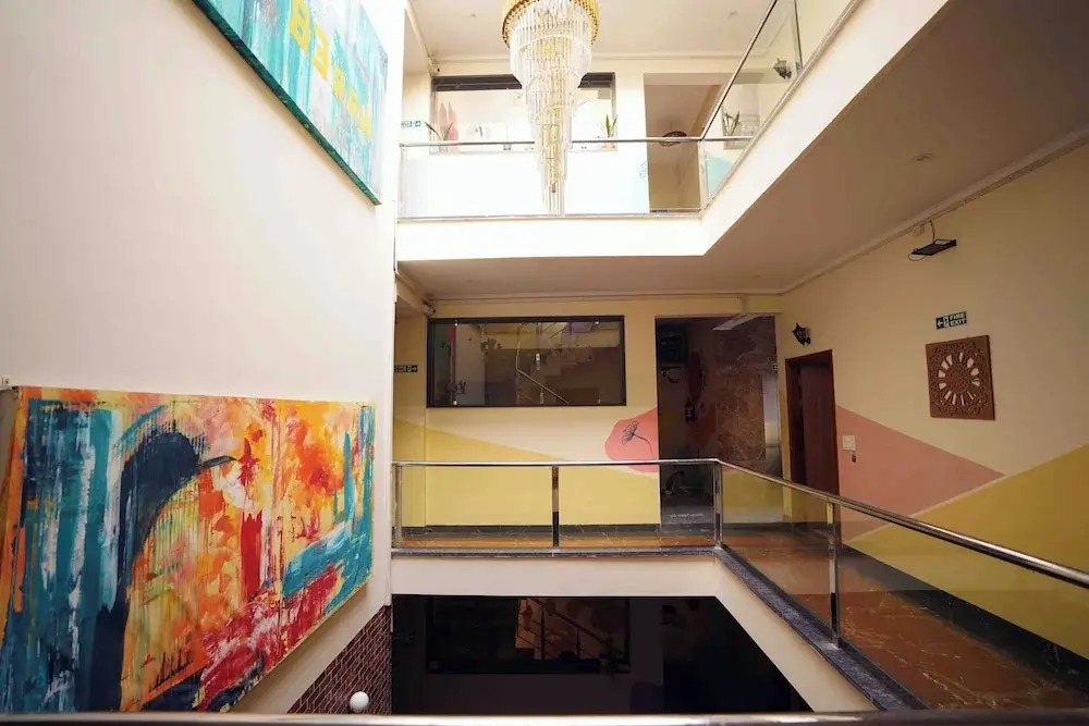 Haven Hotel Sector 31,Gurugram