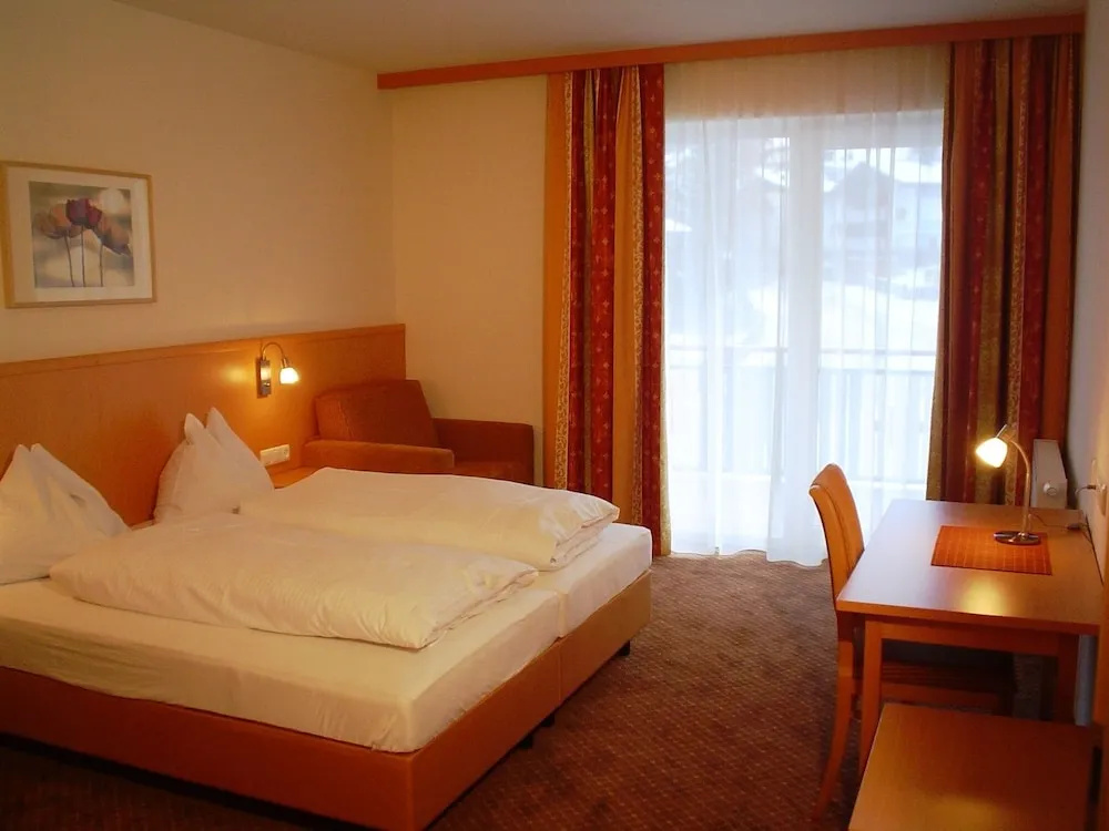 Hotel und Aparthotel Almrösl