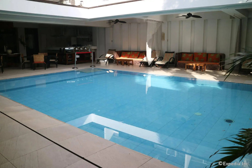 Sugarland Hotel