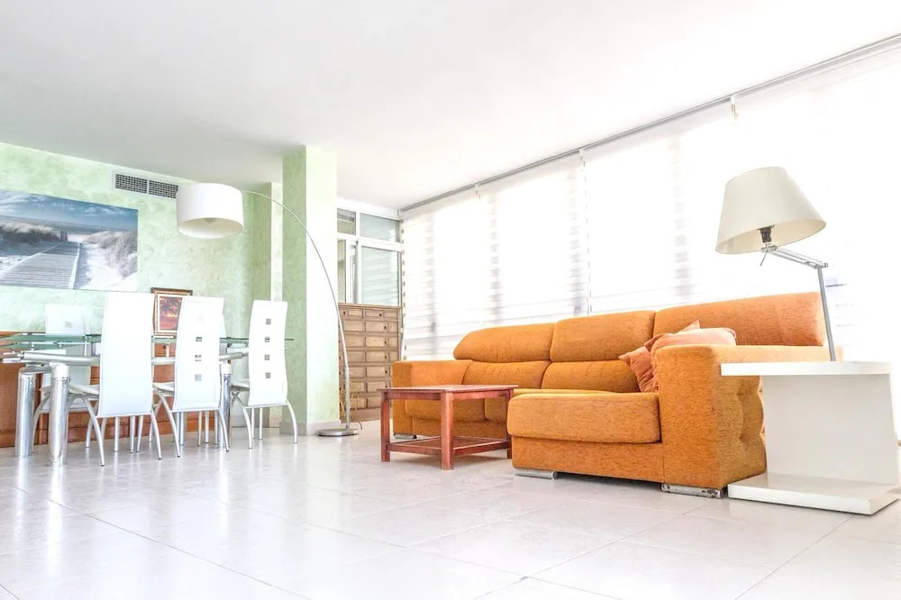 Apartment With 2 Bedrooms in Salou, With Wonderful sea View and Wifi -