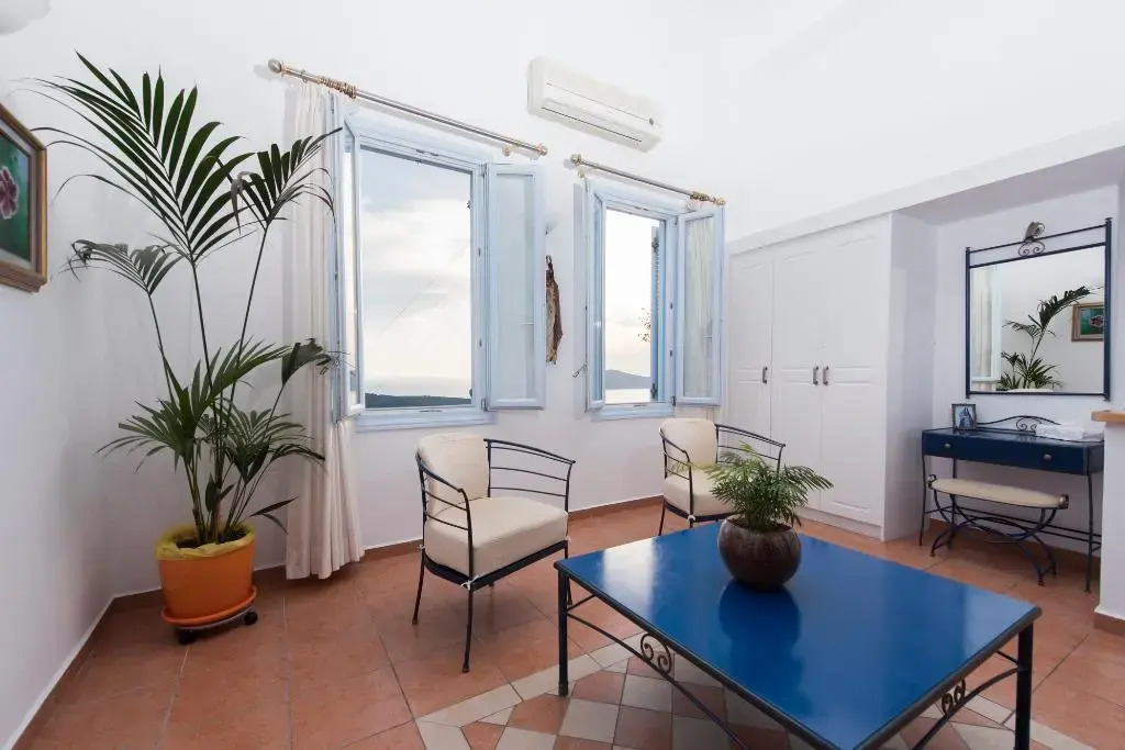 Kastro Suites