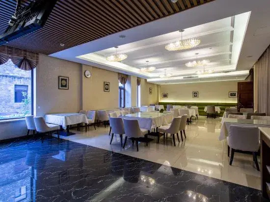 Baroque Hotel Harbin China Baroque