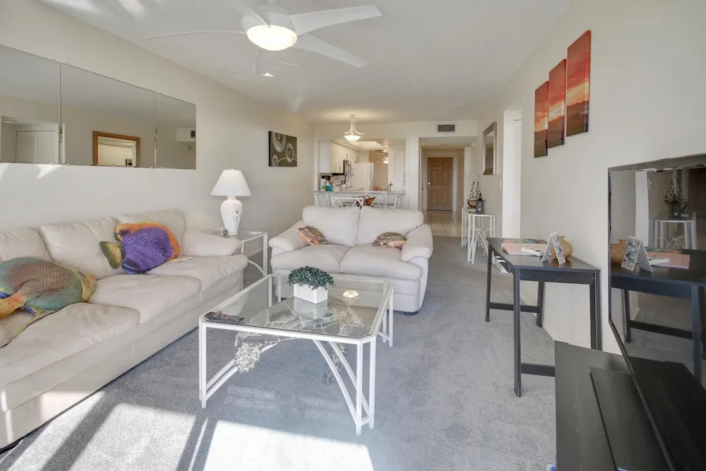 Land's End 203 Building 11 Beachfront With Private Balcony!!