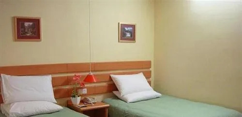 Home Inn Shenyang Railway Station