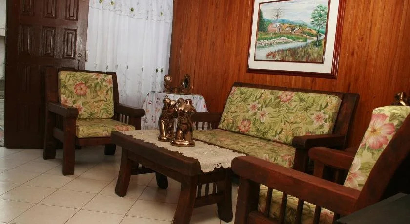 Hostal Monarca