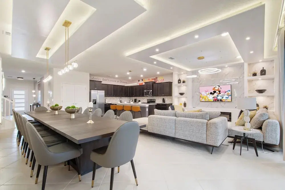 15993CCL Windsor Cay Resort