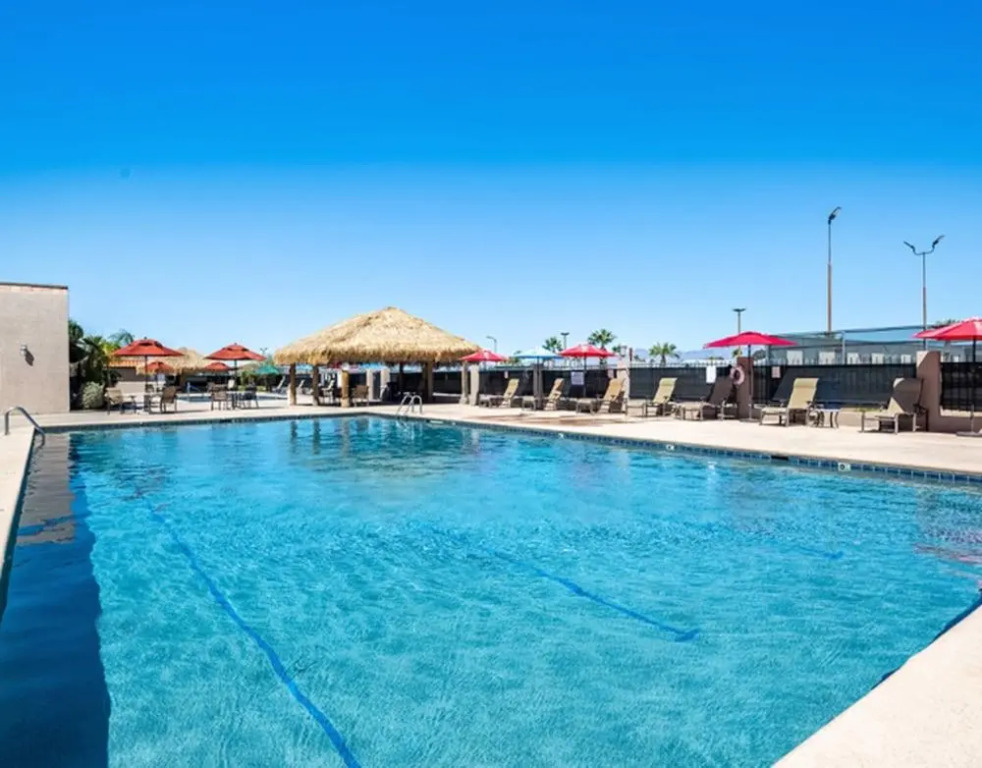 Voyager Resort Inn