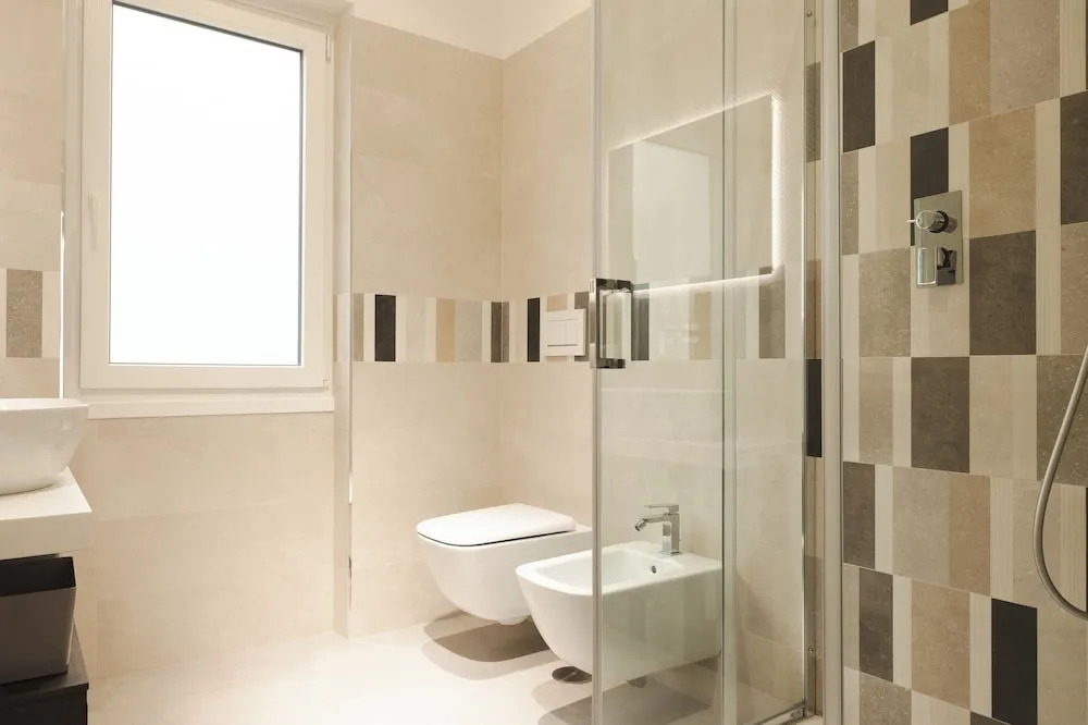 Domus Solis in Rome With 2 Bedrooms and 2 Bathrooms