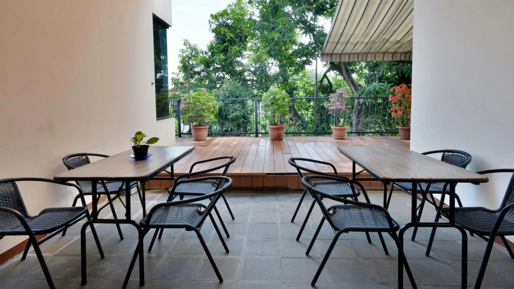 ZEN Rooms Terogong Near Pondok Indah