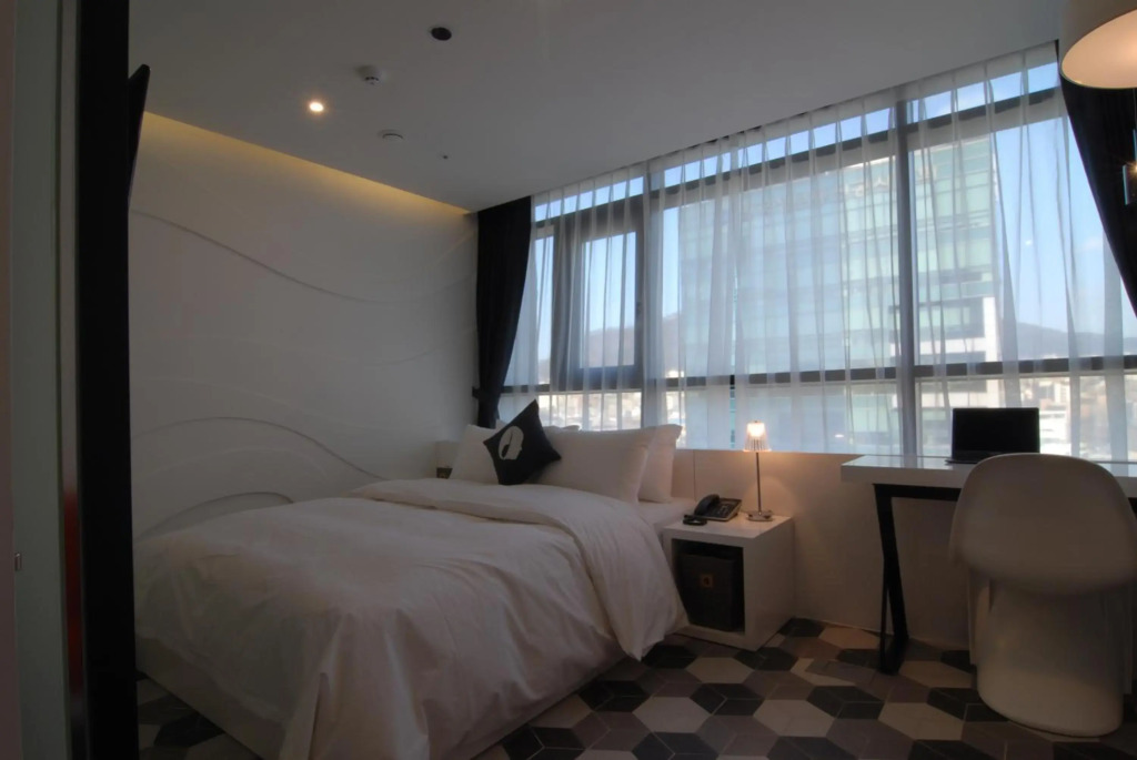 Hotel The Designers Seoul Station