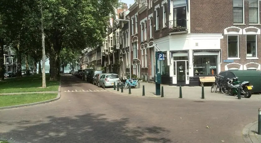 Kralingen B&B