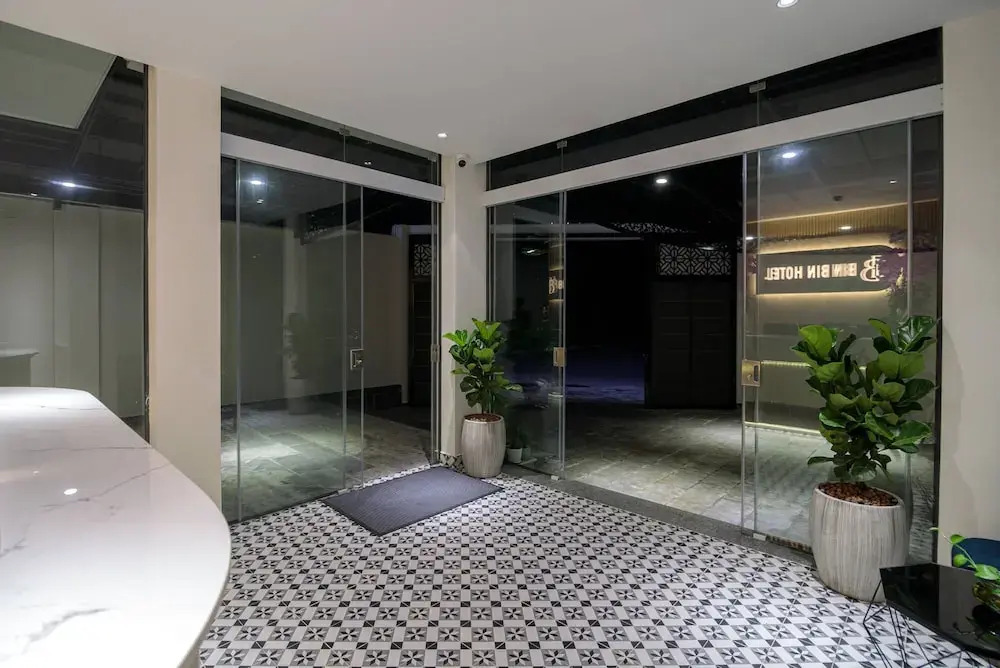 Bin Bin Hotel 17 Near GS Metro City