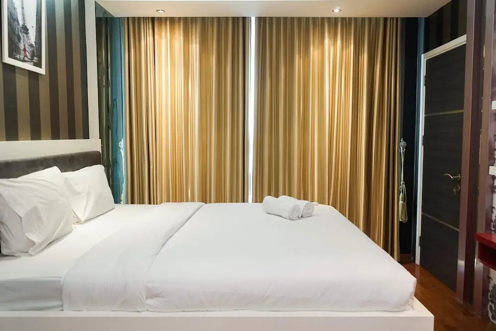 Comfy 1BR at Ancol Mansion Apartment