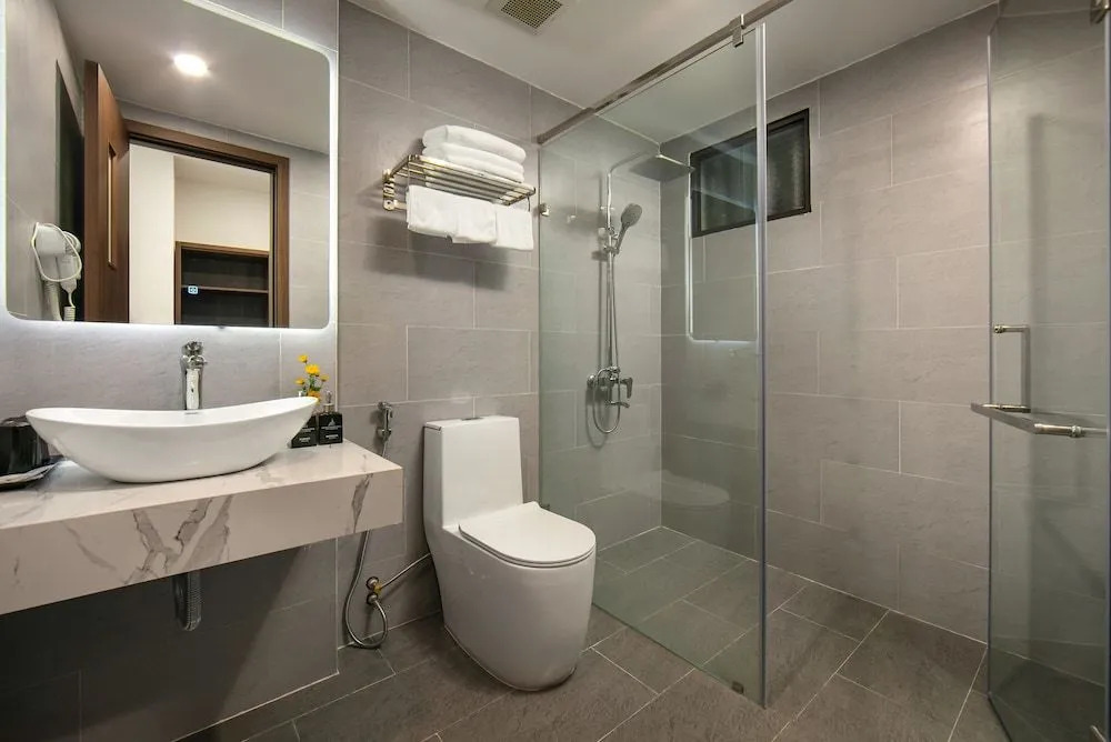 Hanoi Vacanza Premier Hotel